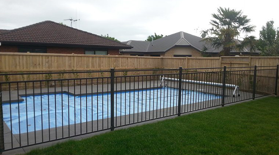 _Warner_EdinBurgh II Pool_916x510px5DC4AEFBDA0408BC38BD1571D16281DA