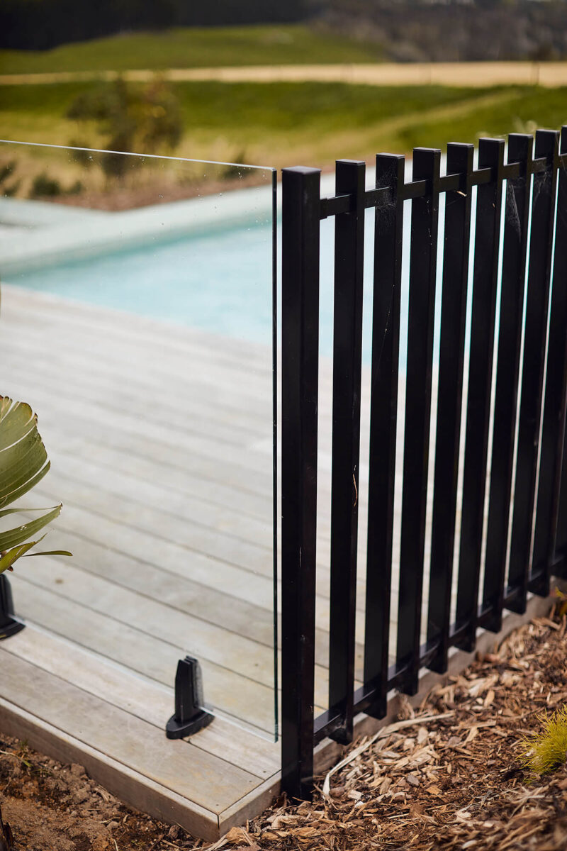 pool glass tub taranaiki Ham 08