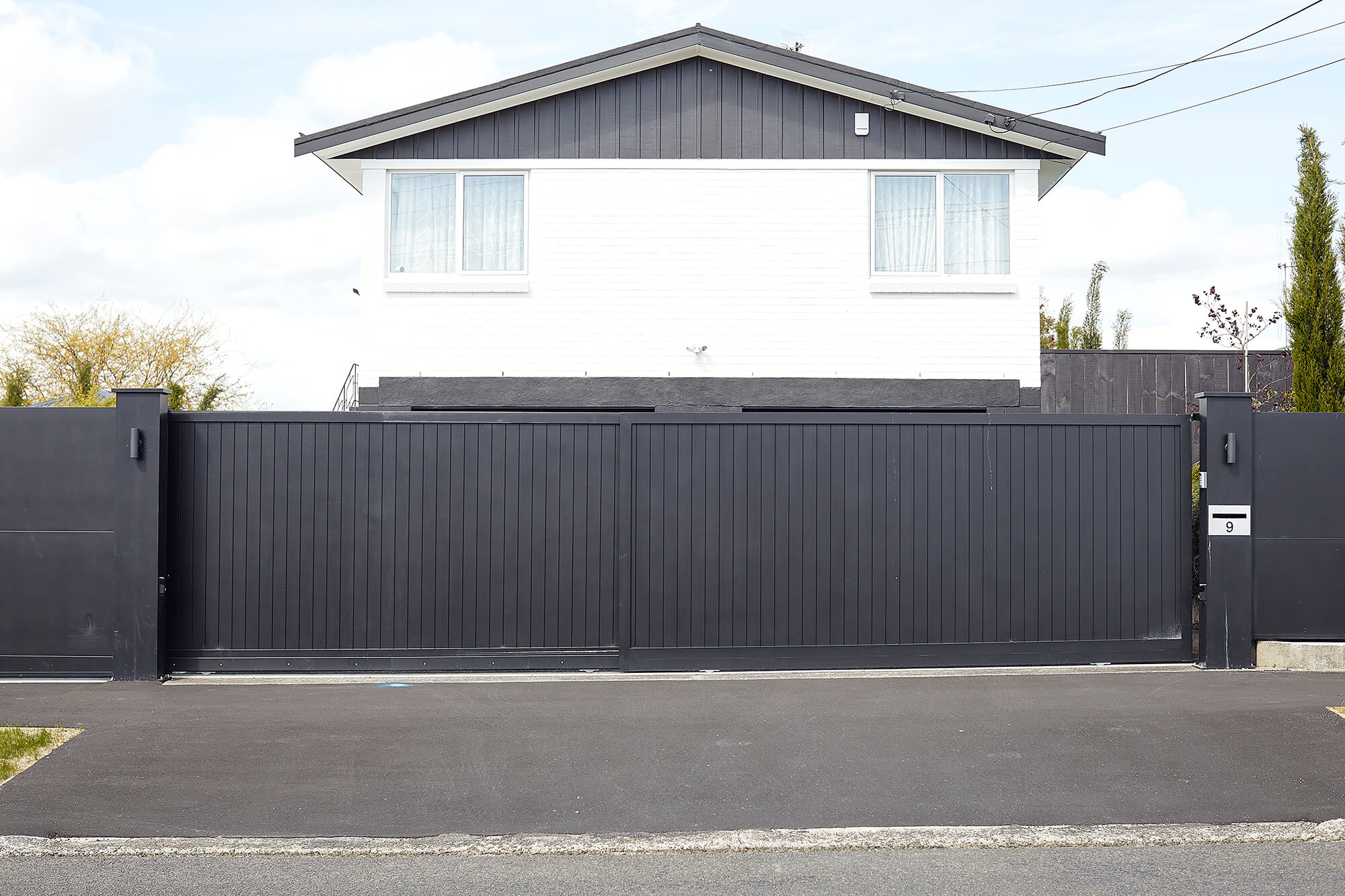driveway gate TnG 01