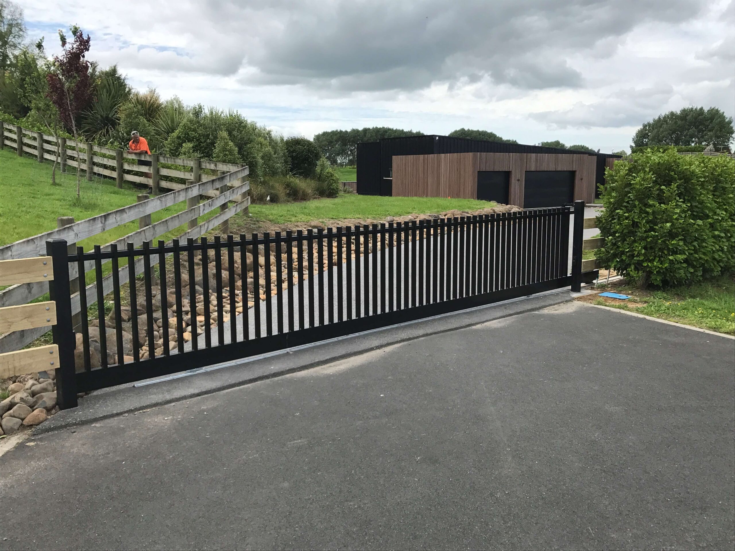 Driveway_gates_taranaki_tubular_01