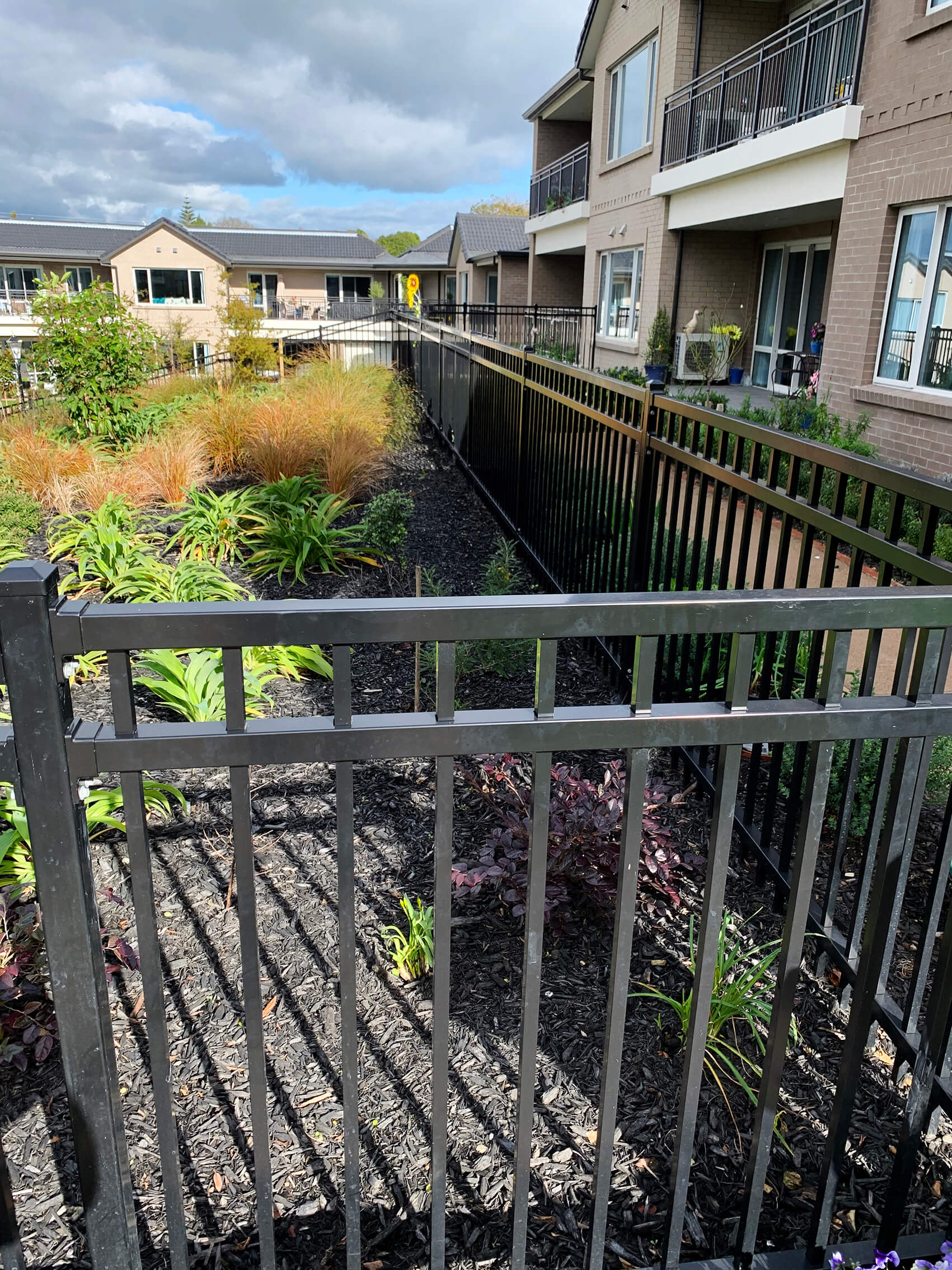 Fencing_Tubular_Regency_04