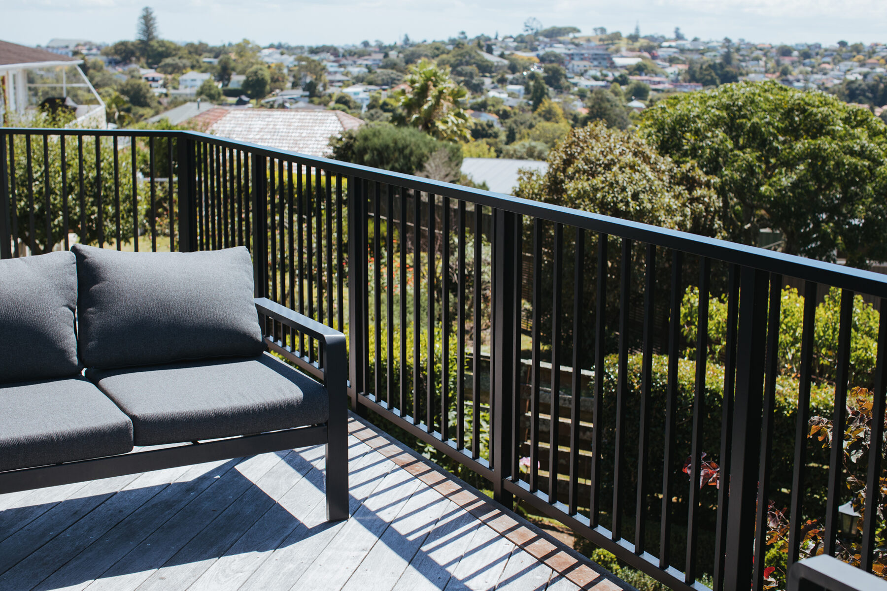 Balustrade requirements for NZ – how to know if you need a balustrade on your deck or patio.