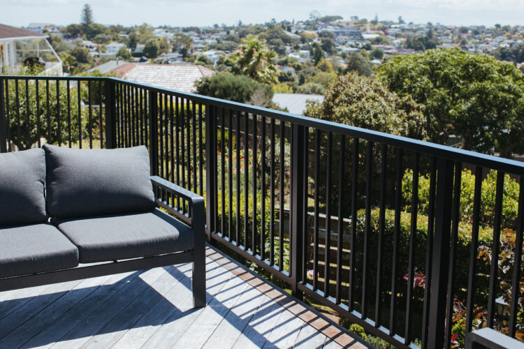 Balustrade requirements for NZ – how to know if you need a balustrade on your deck or patio.