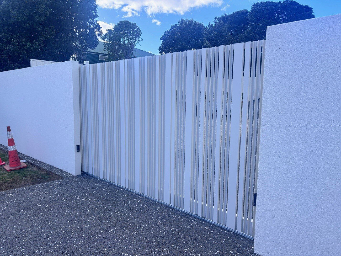 custom-driveway-gate-2