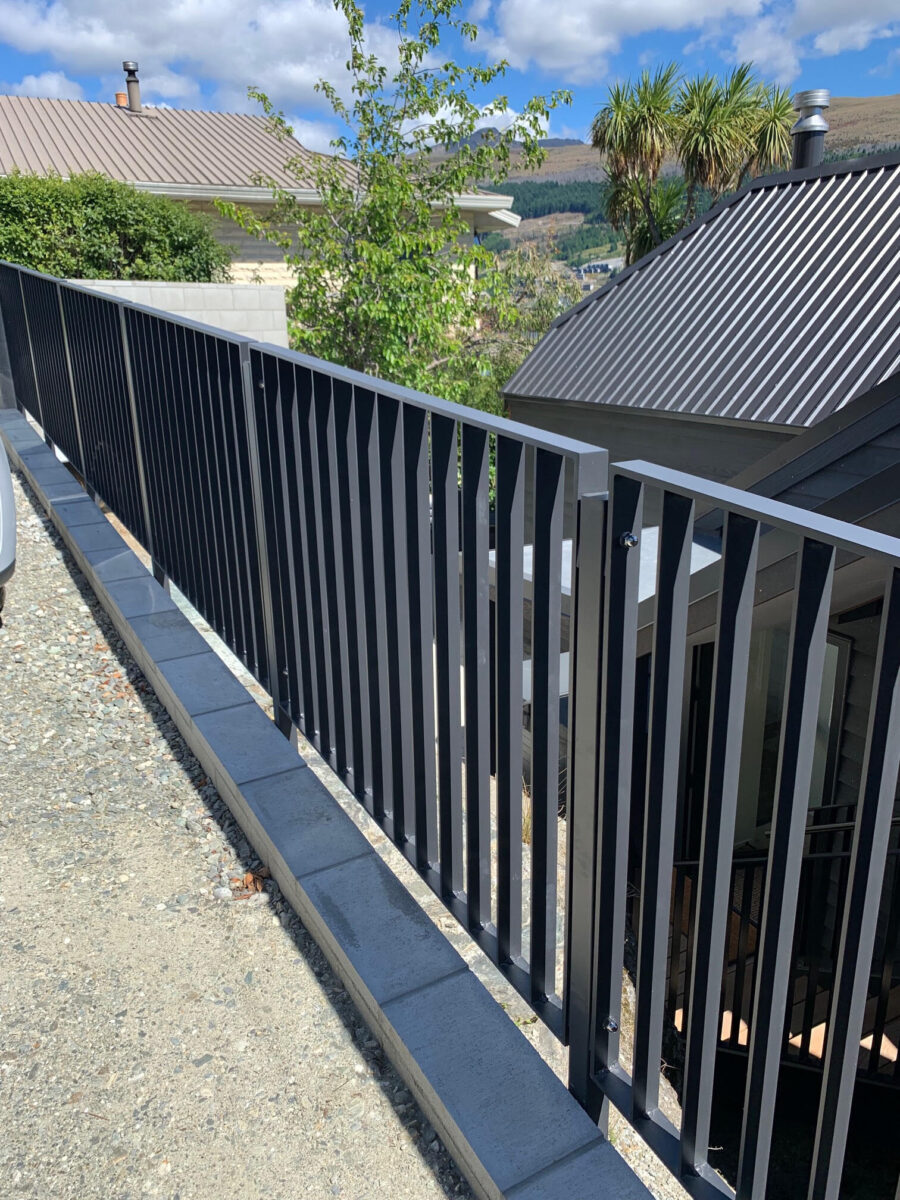Kelvin Heights fence installation