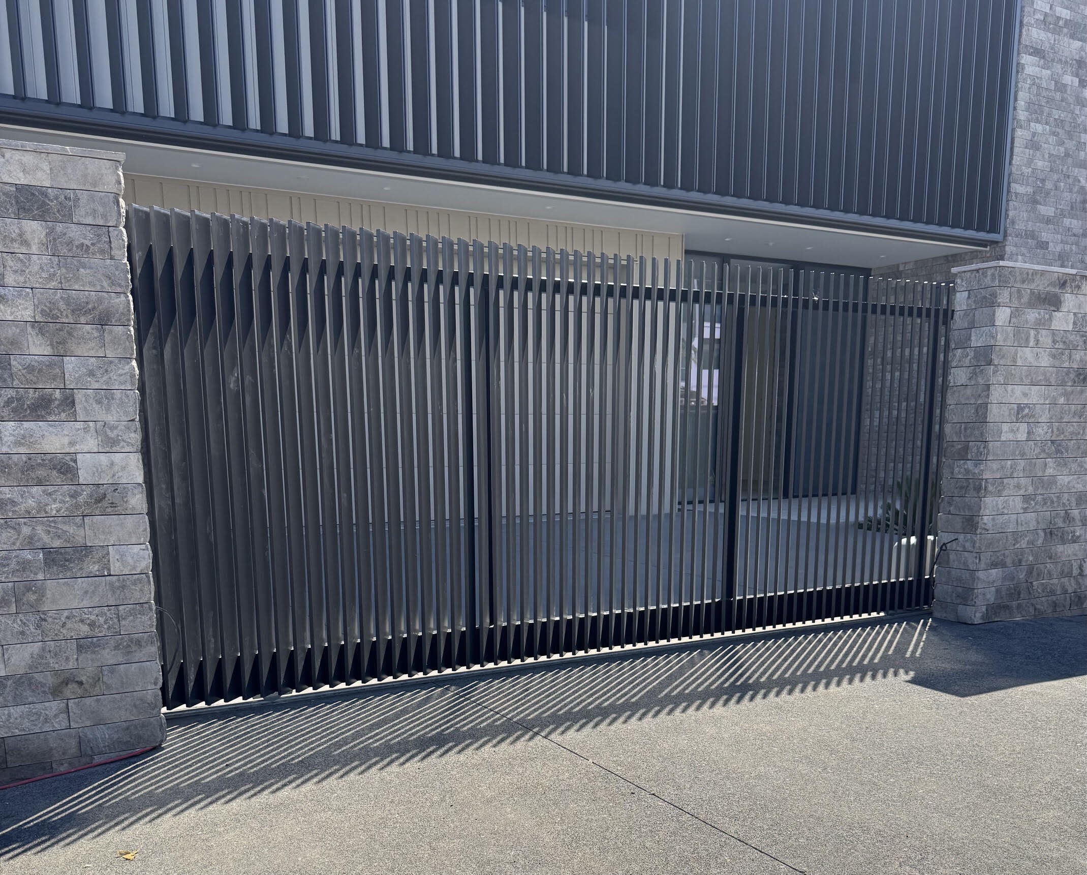 Omaha driveway gate installation
